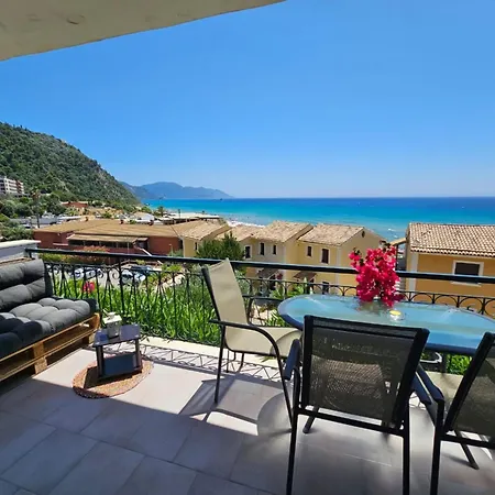 Glyfada - Seaside Retreat