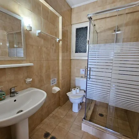 Glyfada - Seaside Retreat *